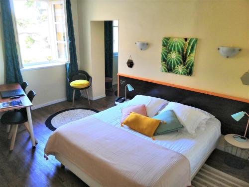 Hotel Le Victoria in Draguignan Hotel Le Victoria in Draguignan