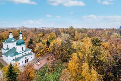Сад, Kulibin Park Hotel & SPA in Нижній Новгород Сад, Kulibin Park Hotel & SPA in Нижній Новгород