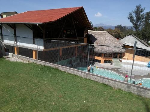 Kert, Hostería La Chorrera (Hosteria La Chorrera) in Alangasi Kert, Hostería La Chorrera (Hosteria La Chorrera) in Alangasi