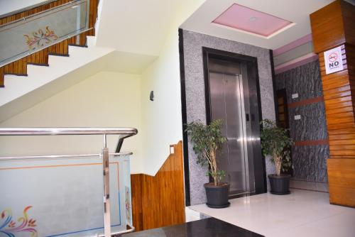 Joldal Residency in การาทิฮัลลีกาวาล Joldal Residency in การาทิฮัลลีกาวาล