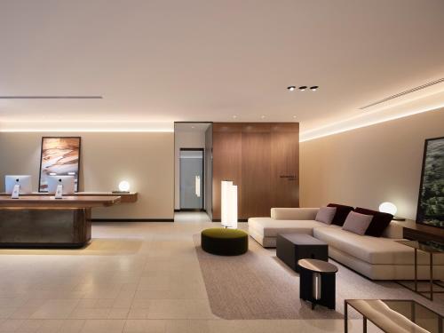 Lobby, Little National Hotel Sydney near Circular Quay Lobby, Little National Hotel Sydney near Circular Quay