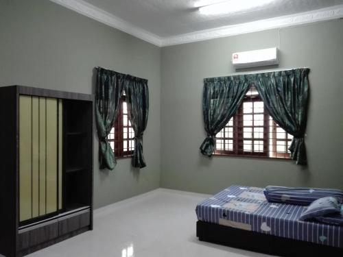 Homestay Ahmad Taman Mas Bukit Payong Terengganu in Bukit Payong Homestay Ahmad Taman Mas Bukit Payong Terengganu in Bukit Payong