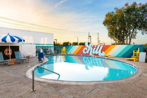 Bazen, Rambler Motel in Chula Vista (CA) Bazen, Rambler Motel in Chula Vista (CA)