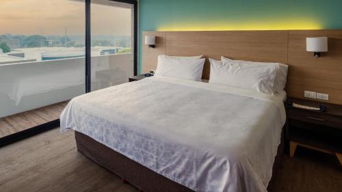 Staybridge Suites By Holiday Inn Villahermosa Tabasco By IHG in Villahermosa Staybridge Suites By Holiday Inn Villahermosa Tabasco By IHG in Villahermosa