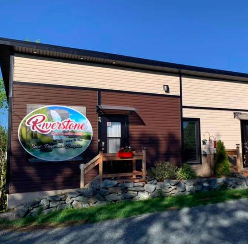 Le Loft Riverstone in Sainte-Foy (QC) Le Loft Riverstone in Sainte-Foy (QC)