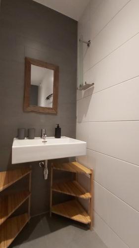 Bathroom, t Gasthuys in Den Oever Bathroom, t Gasthuys in Den Oever