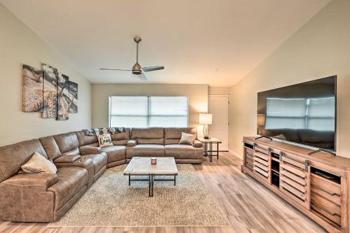 Sebring Condo with Pool Access about 1 Mile to Golf! in Okeechobee (FL) Sebring Condo with Pool Access about 1 Mile to Golf! in Okeechobee (FL)