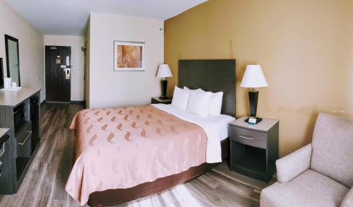 퀄리티 인 DFW 에어포트 노스 (Quality Inn DFW Airport North) in 댈러스 (TX) 퀄리티 인 DFW 에어포트 노스 (Quality Inn DFW Airport North) in 댈러스 (TX)