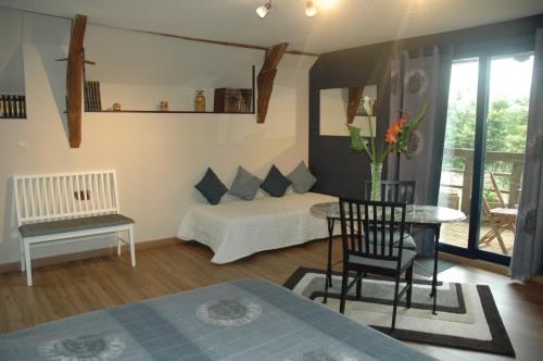 Chambre d'Hôte La Boulière (Chambre d'Hote La Bouliere) in Martigné-Ferchaud Chambre d'Hôte La Boulière (Chambre d'Hote La Bouliere) in Martigné-Ferchaud
