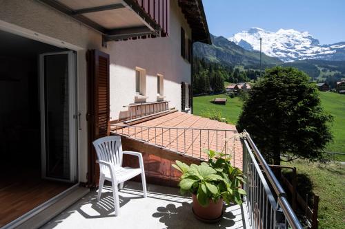 Балкон, Hotel Berghaus in Венген Балкон, Hotel Berghaus in Венген