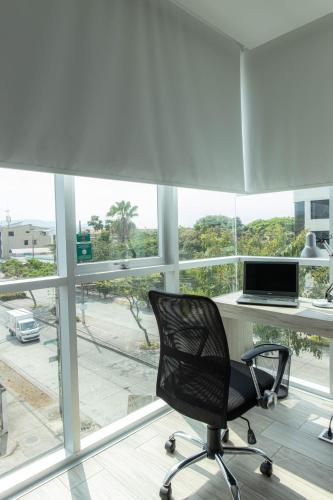 Vistas, Hotel Puerto Pacifico Guayaquil Airport in Guayaquil Vistas, Hotel Puerto Pacifico Guayaquil Airport in Guayaquil