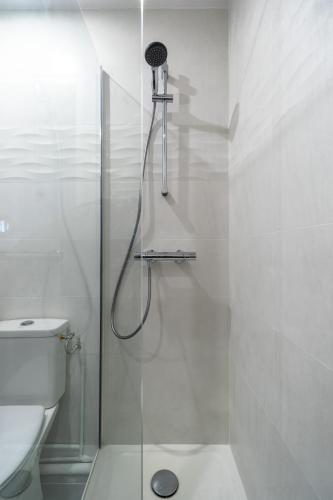 Bathroom, Logement Noah in Evry Bathroom, Logement Noah in Evry