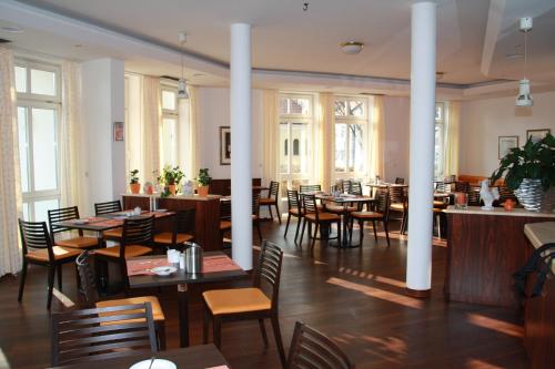 Food and beverages, Stadthotel Berggeist in Penzberg Food and beverages, Stadthotel Berggeist in Penzberg