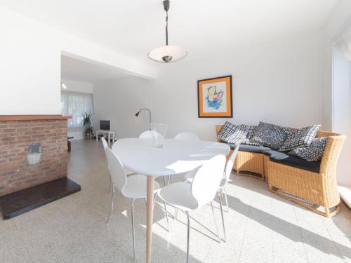 Holiday Home sea-kret by Interhome in Бредене Holiday Home sea-kret by Interhome in Бредене