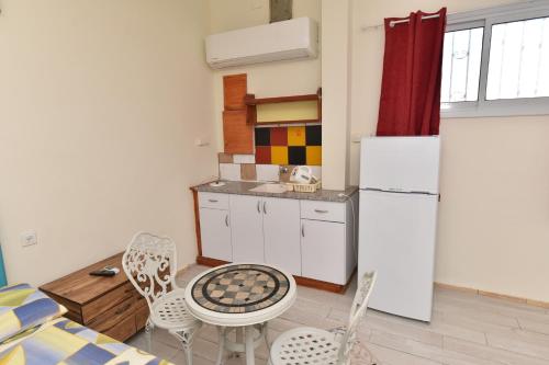 Kjøkken, Corinne Hostel in Eilat Kjøkken, Corinne Hostel in Eilat