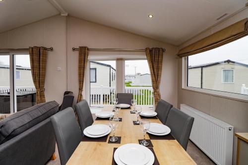 2 bedroom Lodge at Pevensey Bay in Pevensey 2 bedroom Lodge at Pevensey Bay in Pevensey