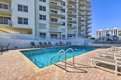 Oceanfront Retreat with Pool Steps to Ormond Beach in Ormond Beach (Florida) Oceanfront Retreat with Pool Steps to Ormond Beach in Ormond Beach (Florida)