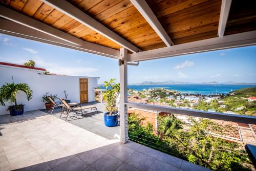 Fantastic Penthouse at Sunset Serenade Suites in Cruz Bay Fantastic Penthouse at Sunset Serenade Suites in Cruz Bay