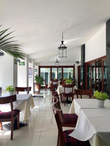 Hotel San Joaquin SA de CV in Colima Hotel San Joaquin SA de CV in Colima