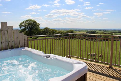 Hot tub, Garth Cottage (Hot Tub) in Castle Carrock Hot tub, Garth Cottage (Hot Tub) in Castle Carrock