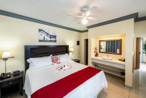 Baker's Suites in Simpson Bay Baker's Suites in Simpson Bay