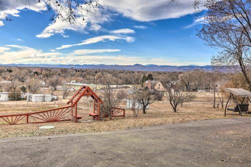 Arvada Home with Mtn Views - 1 Mi to Old Town! in Arvada (CO) Arvada Home with Mtn Views - 1 Mi to Old Town! in Arvada (CO)