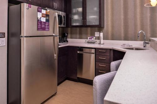 ห้องครัว, Residence Inn Charlotte Steele Creek in เกรียร์สฟอร์ค ห้องครัว, Residence Inn Charlotte Steele Creek in เกรียร์สฟอร์ค