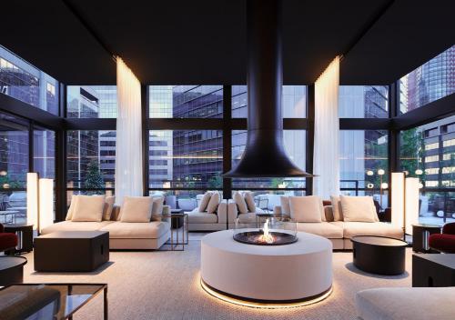 Bar/lounge, Little National Hotel Sydney near Circular Quay Bar/lounge, Little National Hotel Sydney near Circular Quay