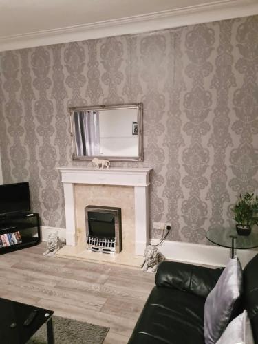 THE LION’S REST - BOUTIQUE APARTMENT SUITE. in Greenock THE LION’S REST - BOUTIQUE APARTMENT SUITE. in Greenock