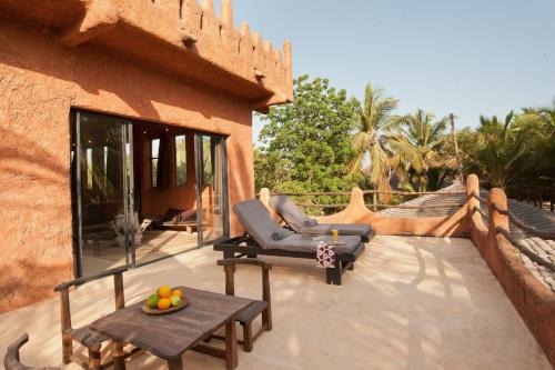 מרפסת, Tama Lodge in Mbour מרפסת, Tama Lodge in Mbour