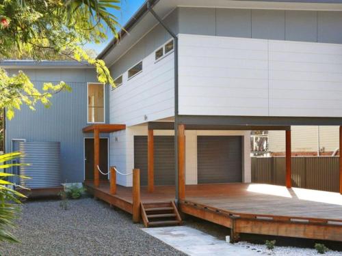 The Wharf House - Budgewoi in Budgewoi The Wharf House - Budgewoi in Budgewoi