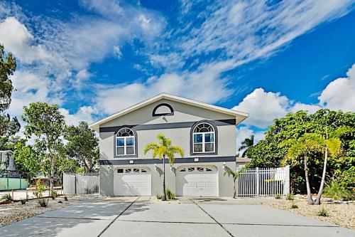 Double Up on Lido Key Location and Vacation Experience! Duplex in Sarasota
