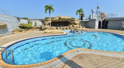 Swimming pool, Emerald Puteri Hotel in Sungai Petani Swimming pool, Emerald Puteri Hotel in Sungai Petani