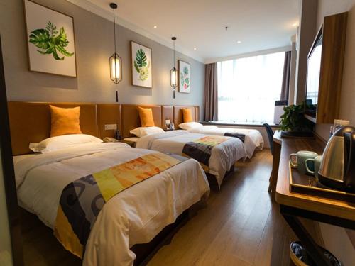 Shell Zhengzhou Zhongyuan Fota Hotel near Qinghuayuan Stadium Shell Zhengzhou Zhongyuan Fota Hotel near Qinghuayuan Stadium