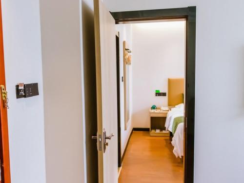 GreenTree Inn Xuancheng South Zhuangyuan Road Express Hotel in Xuancheng GreenTree Inn Xuancheng South Zhuangyuan Road Express Hotel in Xuancheng