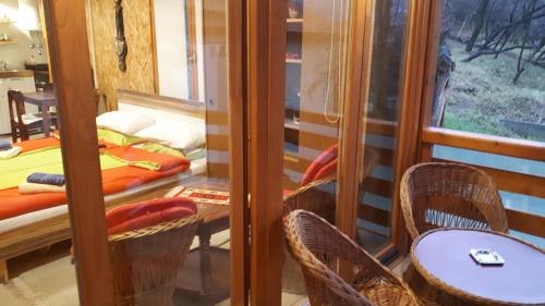 Erkély/terasz, Obiteljski Apartman Borovi in Visoko Erkély/terasz, Obiteljski Apartman Borovi in Visoko