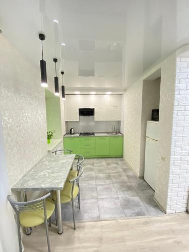 Suite Mira Avenue Center Двухкомнатная Квартира в центре возле ТЦ ЦУМ in Chernihiv Suite Mira Avenue Center Двухкомнатная Квартира в центре возле ТЦ ЦУМ in Chernihiv