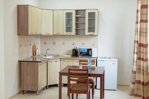 kuchnia, Sarai-Batu Guest House in Atyrau kuchnia, Sarai-Batu Guest House in Atyrau