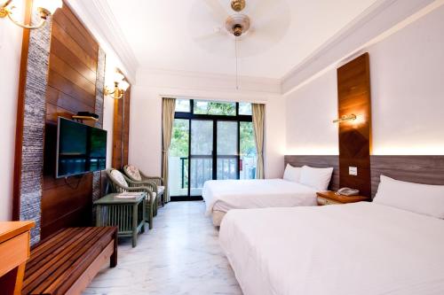 Hu Shan Hot Spring Hotel in Miaoli Hu Shan Hot Spring Hotel in Miaoli