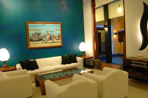Bar/lounge, Villa Capers in Borella Bar/lounge, Villa Capers in Borella