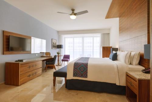 Sensira Resort & Spa Riviera Maya All Inclusive in Puerto Morelos Sensira Resort & Spa Riviera Maya All Inclusive in Puerto Morelos