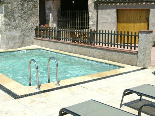 Piscina, Luxurious Cottage with Swimming Pool in Catalonia in Castellfullit del Boix Piscina, Luxurious Cottage with Swimming Pool in Catalonia in Castellfullit del Boix