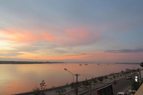 View, Sorya Guesthouse & Dolphin Tours in Kratie View, Sorya Guesthouse & Dolphin Tours in Kratie