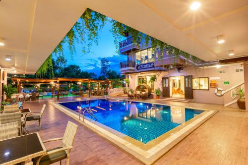 パノムルンピニー ホテル11