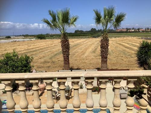 Quality Villa with Pool in Superb Location in Paphos in Mandriá Quality Villa with Pool in Superb Location in Paphos in Mandriá