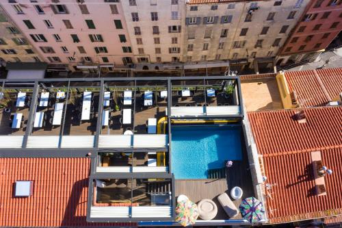 สระว่ายน้ำ, Hotel Fesch & Spa in กลางเมืองอชัชโช สระว่ายน้ำ, Hotel Fesch & Spa in กลางเมืองอชัชโช