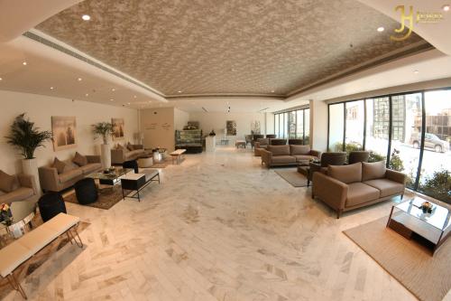 Lobby, Sunday Luxury Downtown Adliya Formerly Jewel Hotel in Manama Lobby, Sunday Luxury Downtown Adliya Formerly Jewel Hotel in Manama