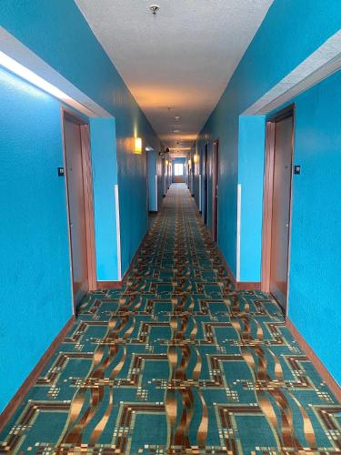Tropicana Inn & Suites Dallas in Dallas (TX) Tropicana Inn & Suites Dallas in Dallas (TX)