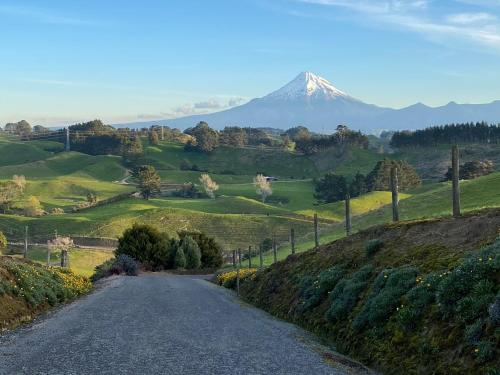 Taranaki Country Lodge in Tarurutangi Taranaki Country Lodge in Tarurutangi