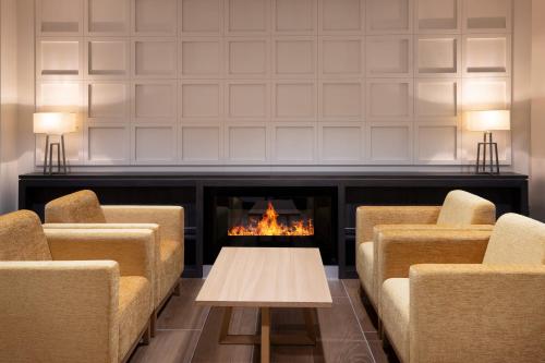 Lobby, Ramada by Wyndham Leeds East in Leeds Lobby, Ramada by Wyndham Leeds East in Leeds